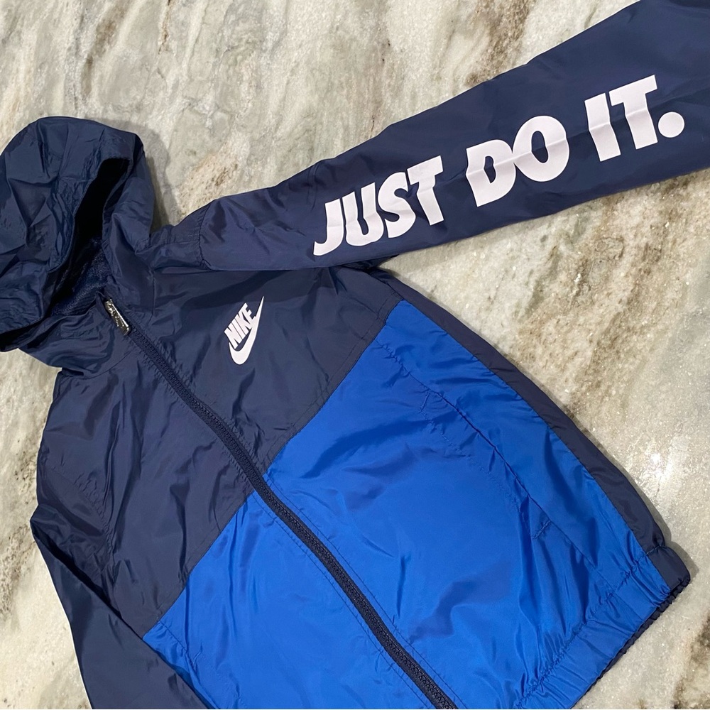 NWT Boys Nike Just Do It Windrunner Jacket Navy Blue 5-6 YRS S (6-7) - Picture 6 of 16
